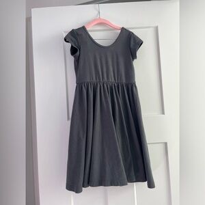 - Alice and Ames Size 6 grey Dress